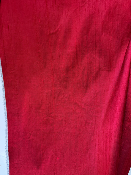 820 Burgundy Black Silk Dupioni- 54"