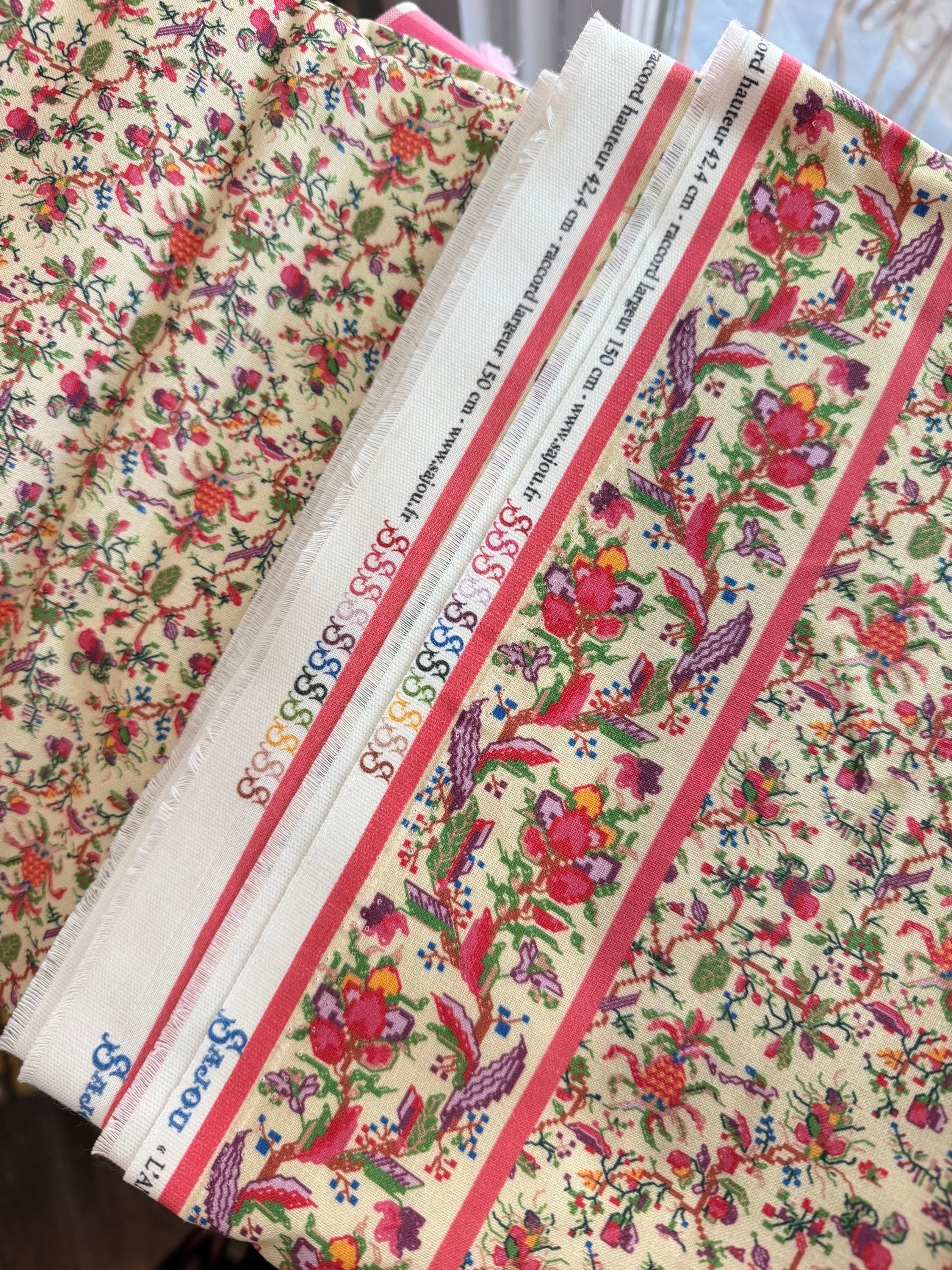 Half Yard- Sajou Marie Antoinette's Pineapple Cotton Fabric- 59