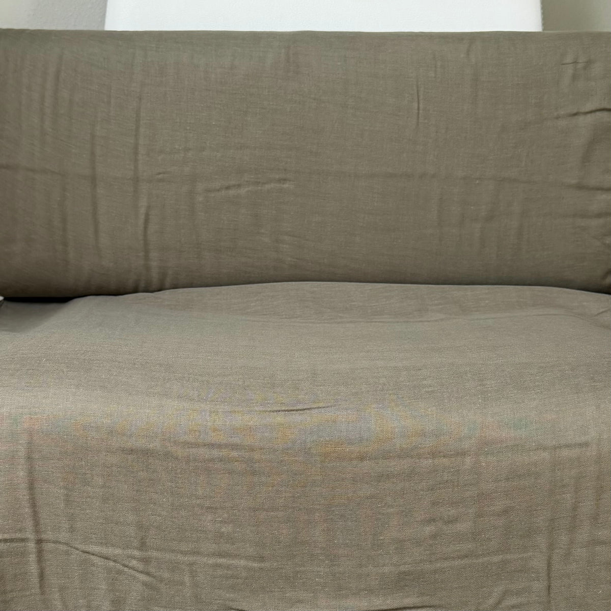Dark Taupe 