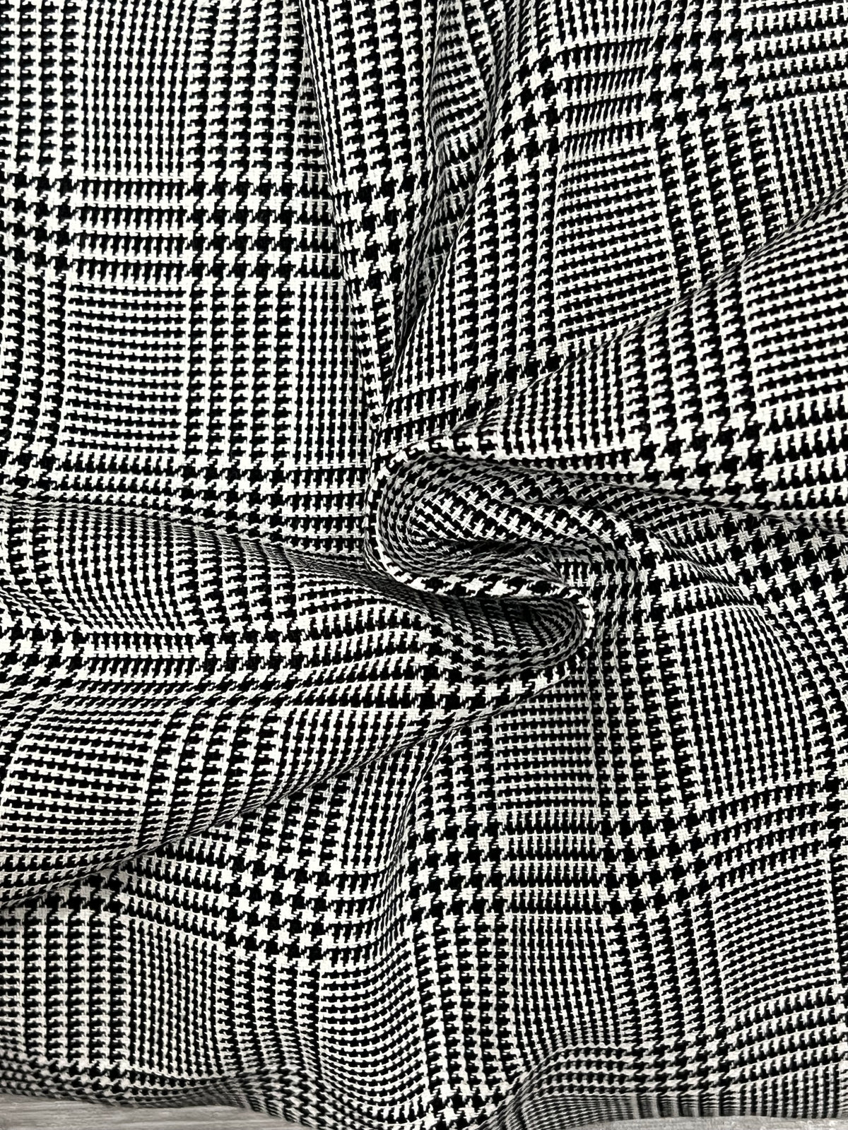 Sevenberry: Black, White Classic Plaid Twill- Lightweight Cotton- 57”- “Pepper