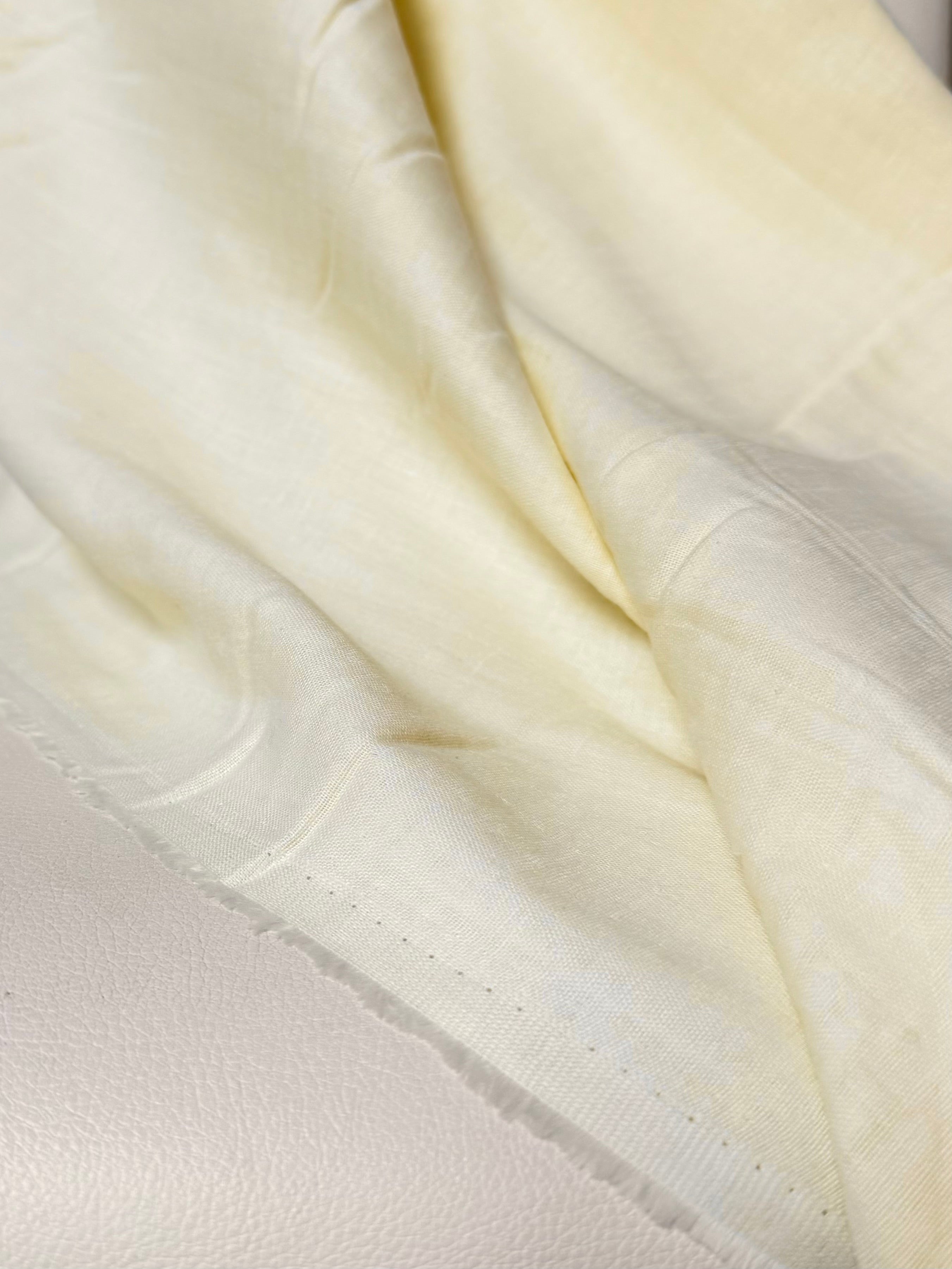 Light Yellow 