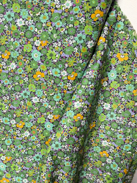 Flownny 100% Cotton Fabric - Lawn- Green- 43" Ditsy