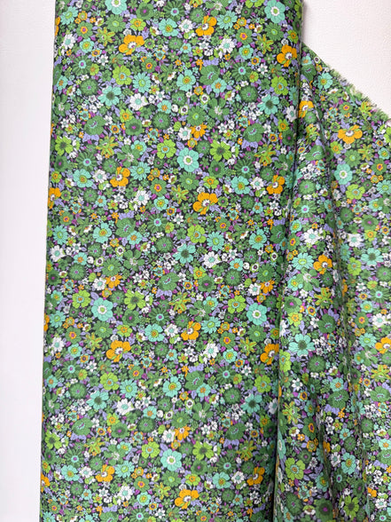 Flownny 100% Cotton Fabric - Lawn- Green- 43" Ditsy