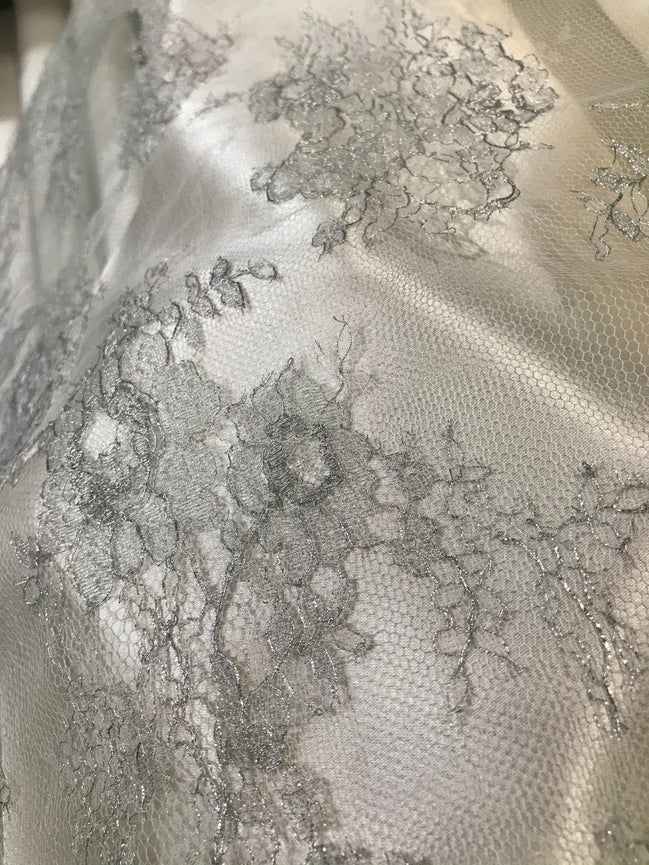Silver French Chantilly Lace- 35" (609)