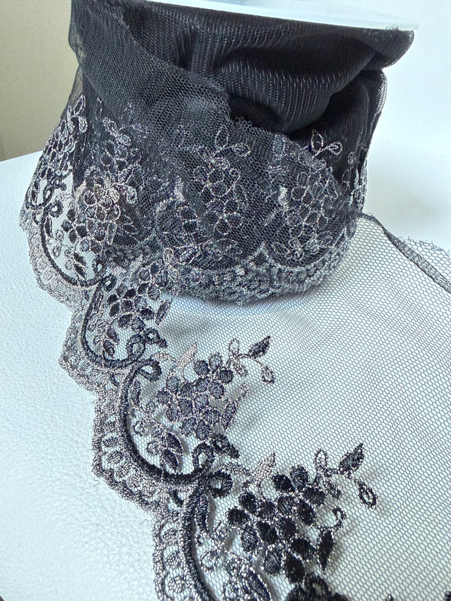 Black 4285 Embroidered Soft Tulle with Metallic Thread, 120mm- 4 3/4"