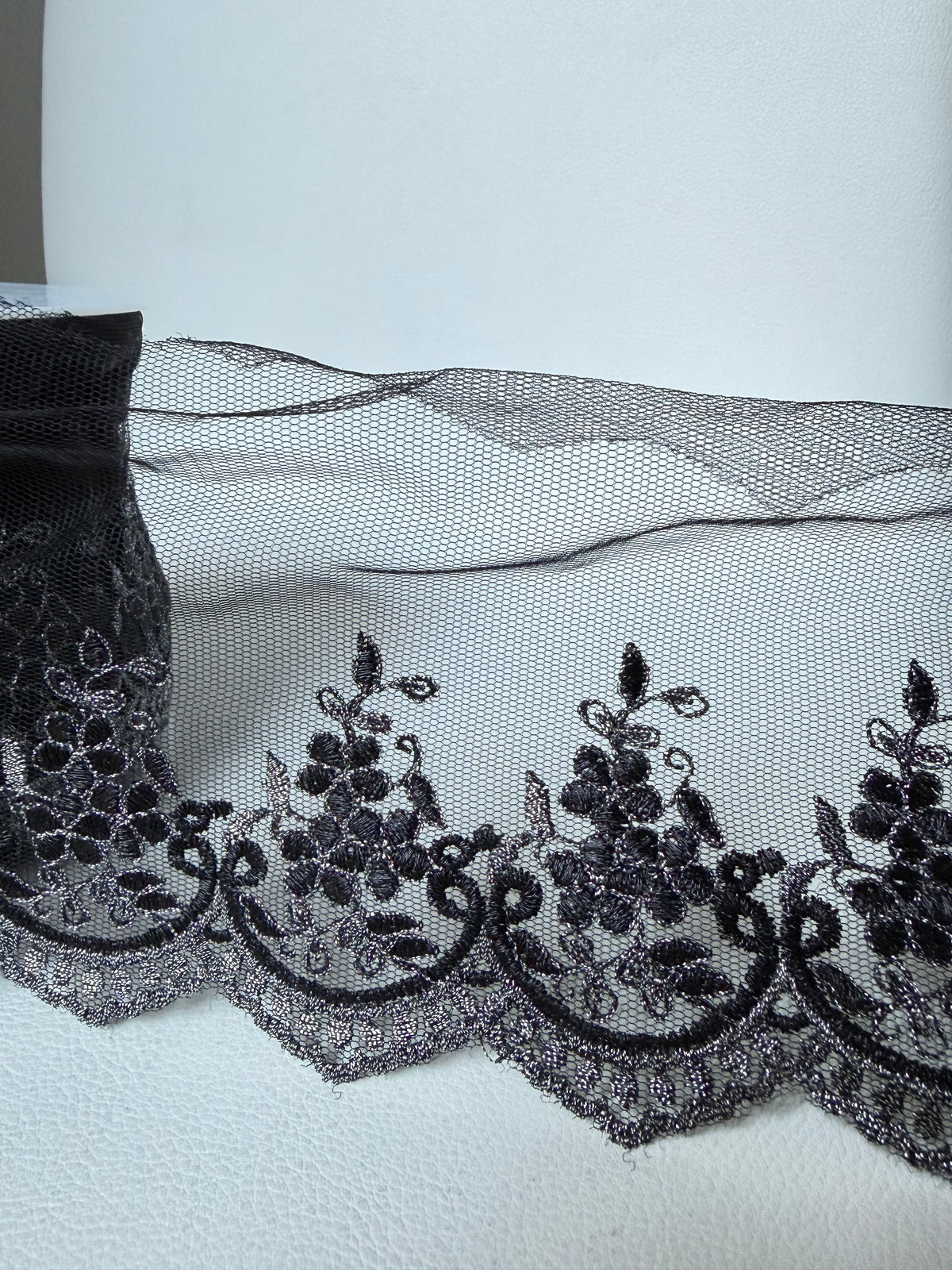 Black 4285 Embroidered Soft Tulle with Metallic Thread, 120mm- 4 3/4