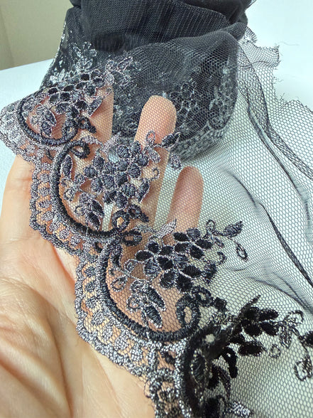 Black 4285 Embroidered Soft Tulle with Metallic Thread, 120mm- 4 3/4"