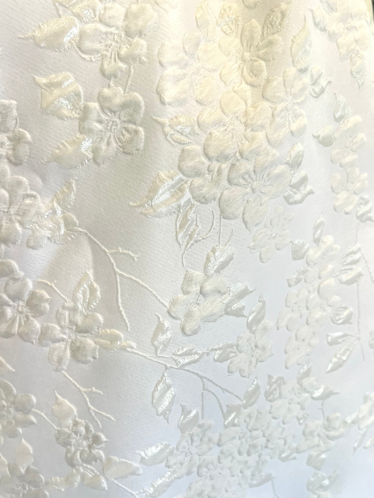 White Floral Silk Blend European Cloque Jacquard- 52” (1732)
