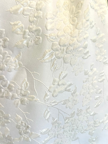 White Floral Silk Blend European Cloque Jacquard- 52” (1732)