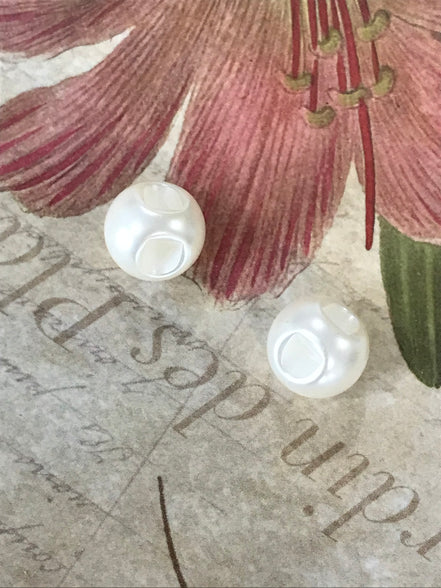 Full Ball Ivory Pearl Button- 11.5mm- FB-6544