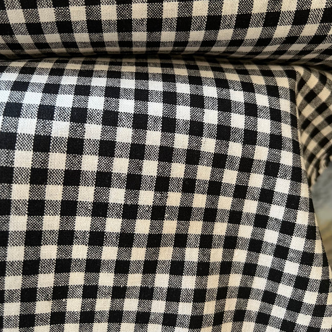 Essex Yarn Dyed Classic Wovens- Linen- Cotton Blend- Black- Gingham- 43” Wide