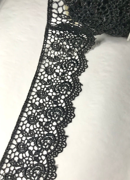 Roses Guipure Scalloped Trim- Black- 2"- 3737