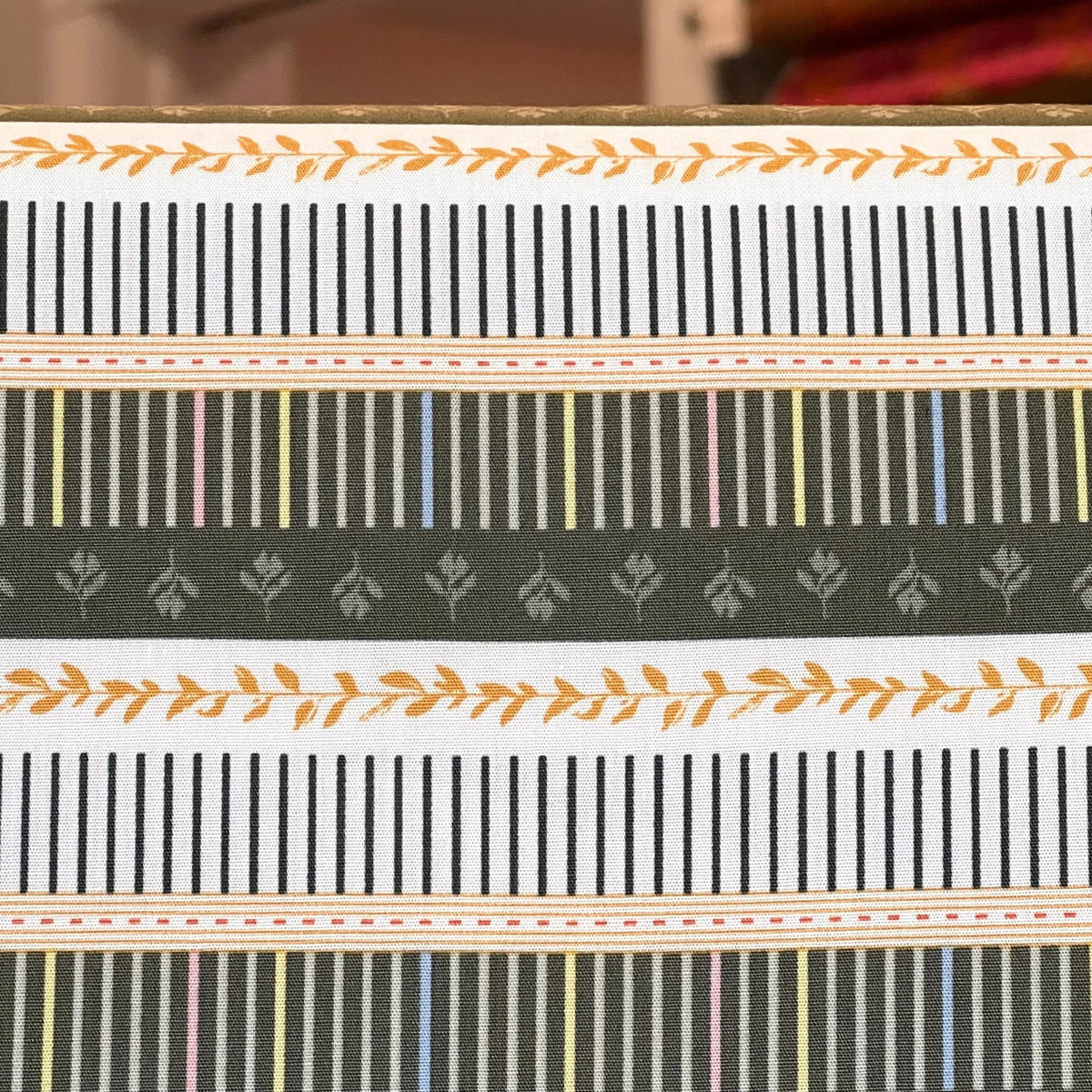 Garden Bound- “A Year In Petals”- AGF’s 2.5 EDITION Binding Collection- Dark Green, Dark Gold