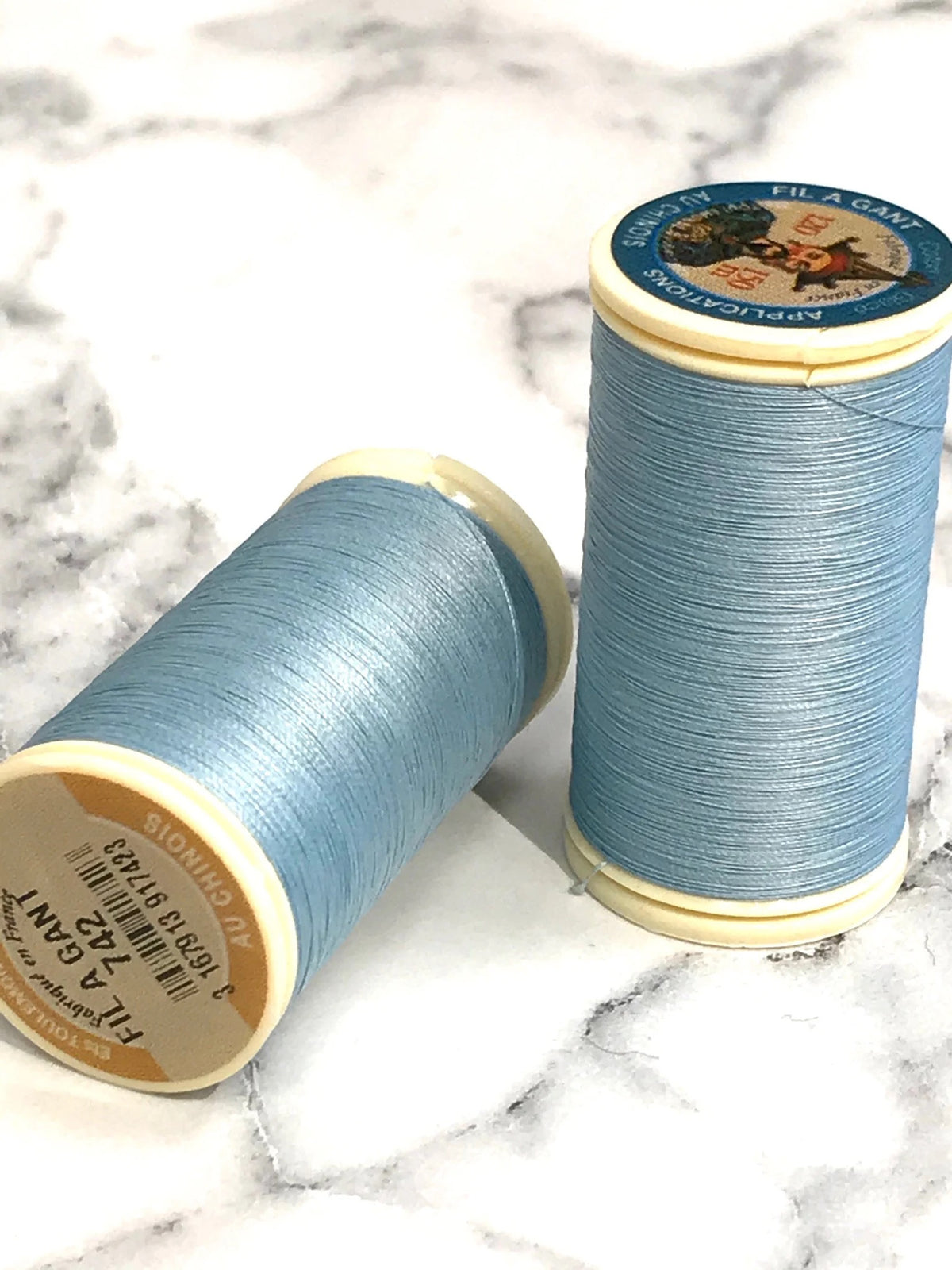 Sajou No. 742- Sky GLOVING THREAD- Fil a gant au Chinois