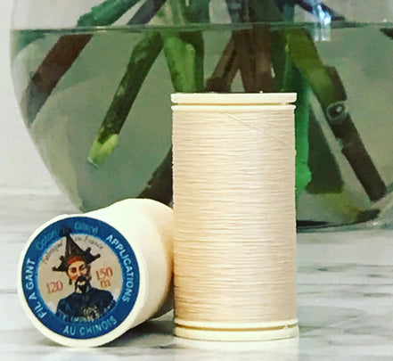 Sajou No. 308- Cream GLOVING THREAD- Fil a gant au Chinois