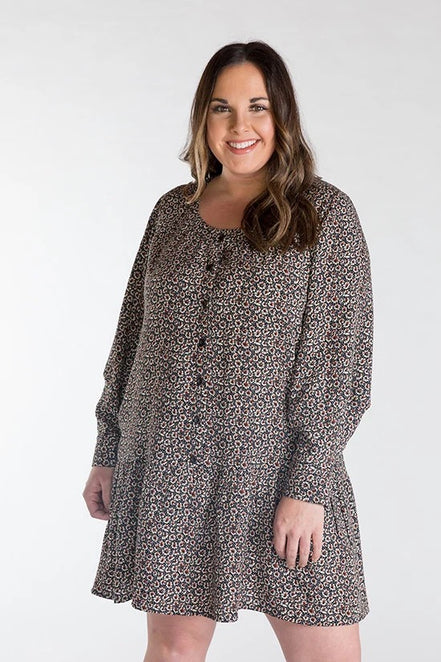 Wren Blouse and Dress Paper Pattern- Chalk + Notch