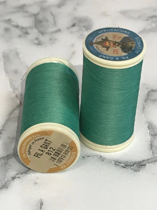 Sajou No. 812- Jade GLOVING THREAD- Fil a gant au Chinois