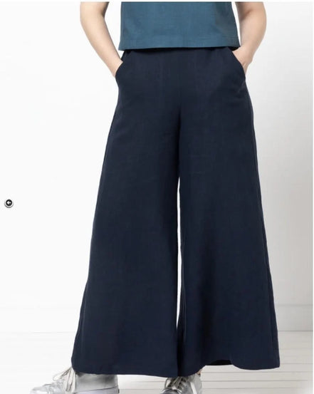 Loddon Woven Pant- Style Arc Paper Pattern- Sizes 4-16, 10-22