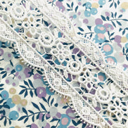 Flowers in the Center- White Guipure Entre Deux- Lace Trim 4221