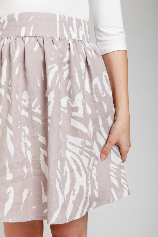 Brumby Skirt Pattern- Megan Nielsen