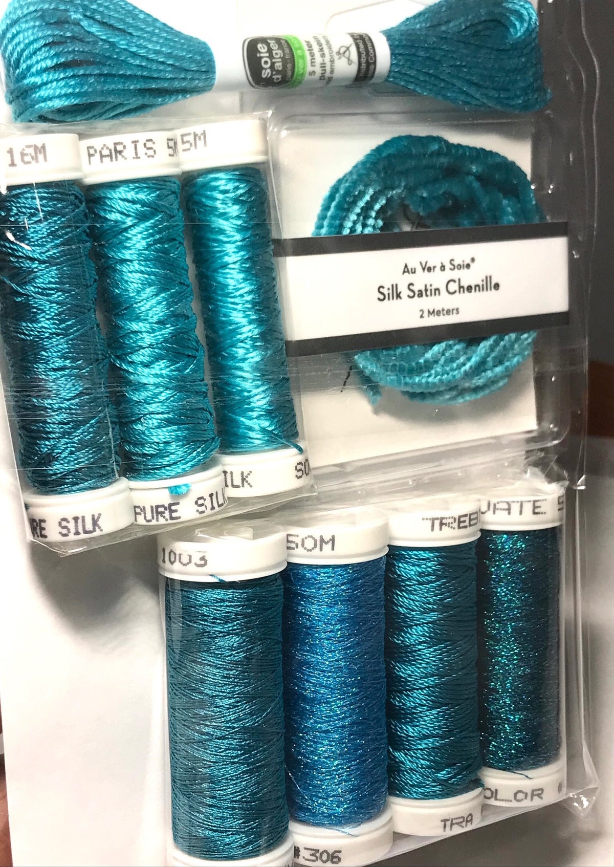 Au Ver A Soie- Ensembles de Soie- Caribbean Blue