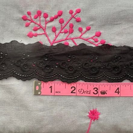 Paired Flowers- Black Broderie Anglaise- Lace Trim- 5303