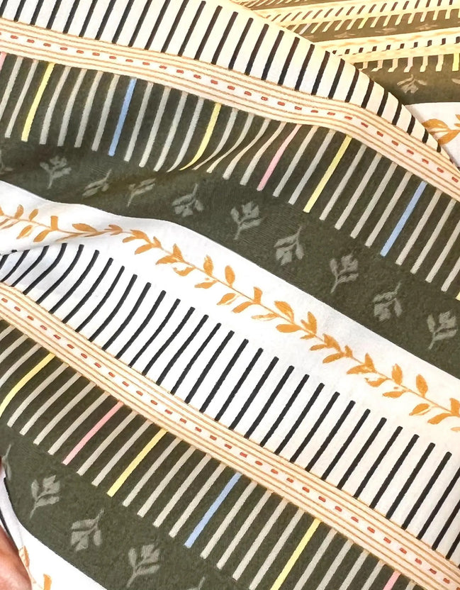 Garden Bound- “A Year In Petals”- AGF’s 2.5 EDITION Binding Collection- Dark Green, Dark Gold