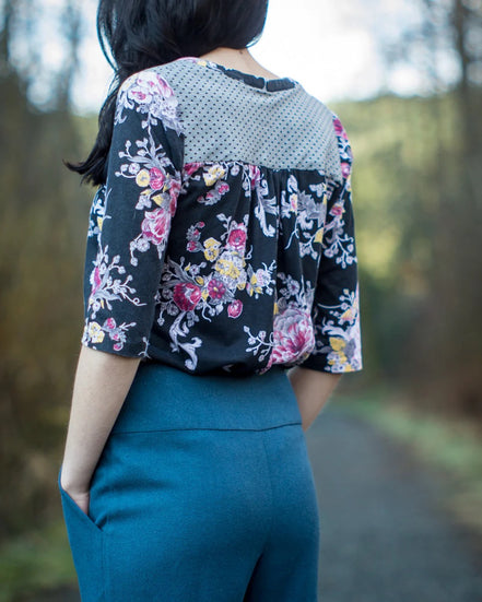 Camas Blouse- Thread Theory Paper Pattern