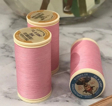 Sajou No. 594- Light Pink GLOVING THREAD- Fil a gant au Chinois
