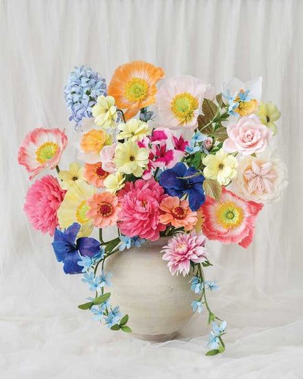 Crafting Paper Flowers - Emily Paluska - Book