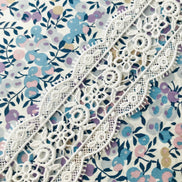 Flowers in the Center- White Guipure Entre Deux- Lace Trim 4221