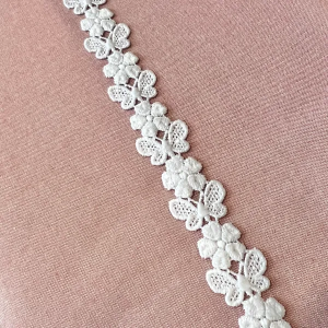 White or Ivory Butterflies and Flowers Guipure Lace Trim- Approx 1" Wide 3891